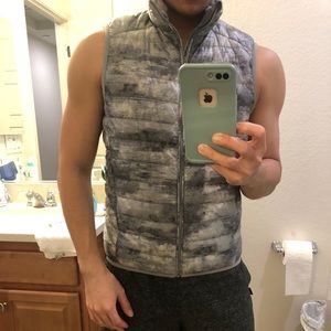 🌟Uniqlo packable down vest🌟